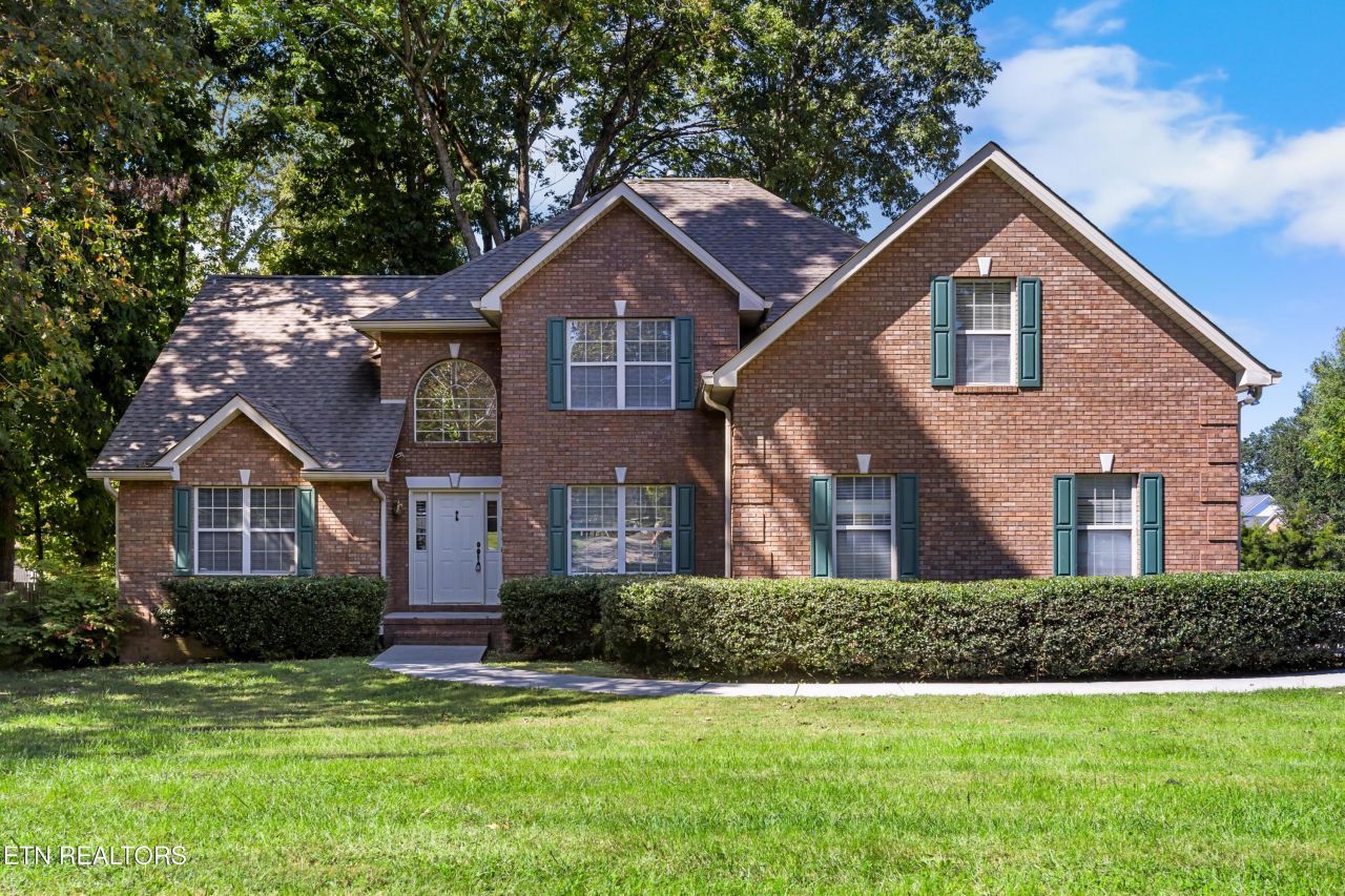 7128 Royal Springs Blvd, Knoxville, TN 37918 Main Photo