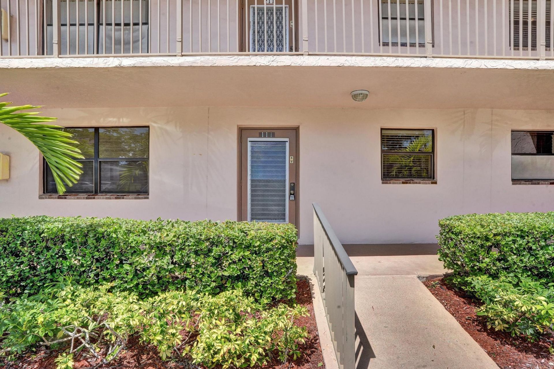 10442 Sunrise Lakes Boulevard, Unit 111, Sunrise, FL 33322 Photo