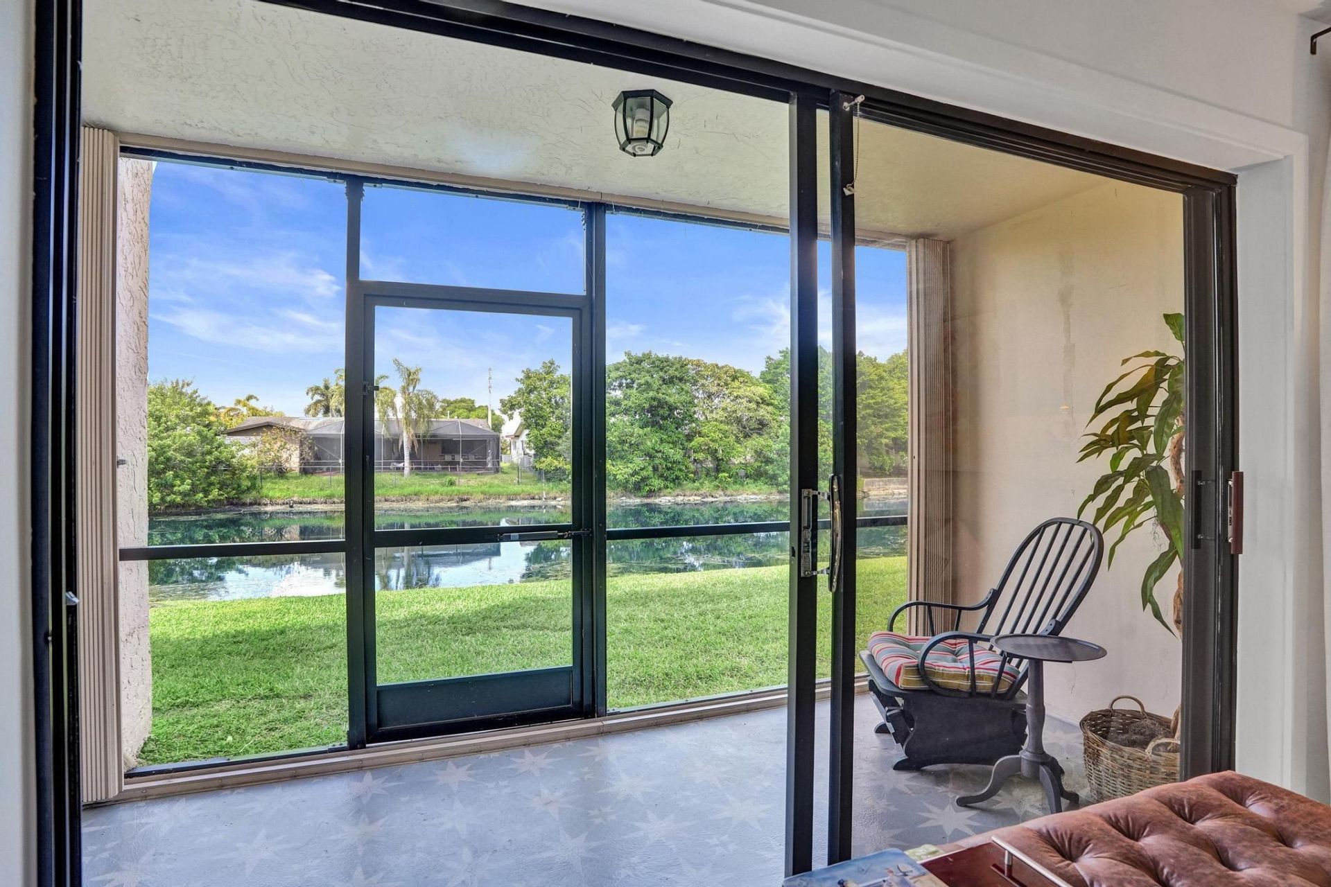 10442 Sunrise Lakes Boulevard, Unit 111, Sunrise, FL 33322 Photo