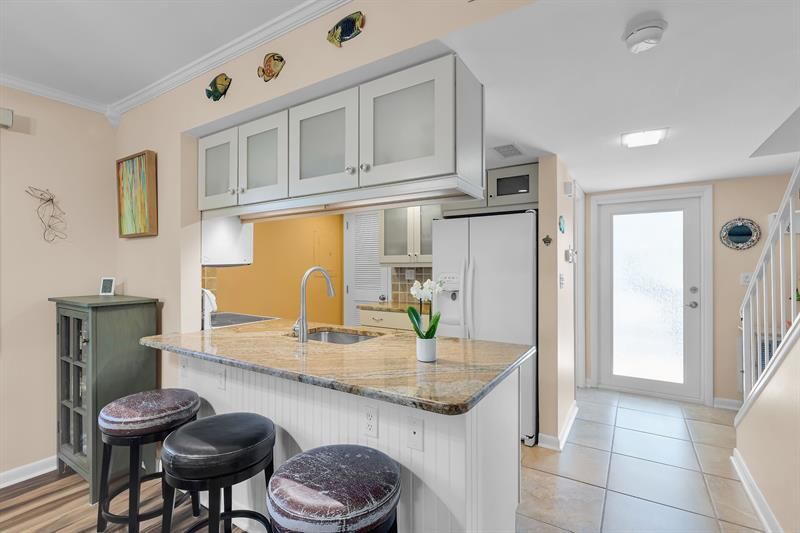 97652 Overseas Highway, Unit M8, Key Largo, FL 33037 Photo