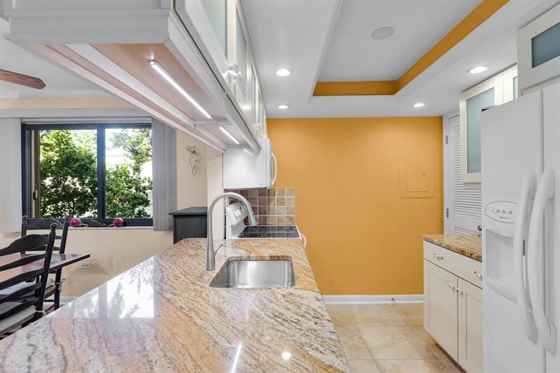 97652 Overseas Highway, Unit M8, Key Largo, FL 33037 Photo