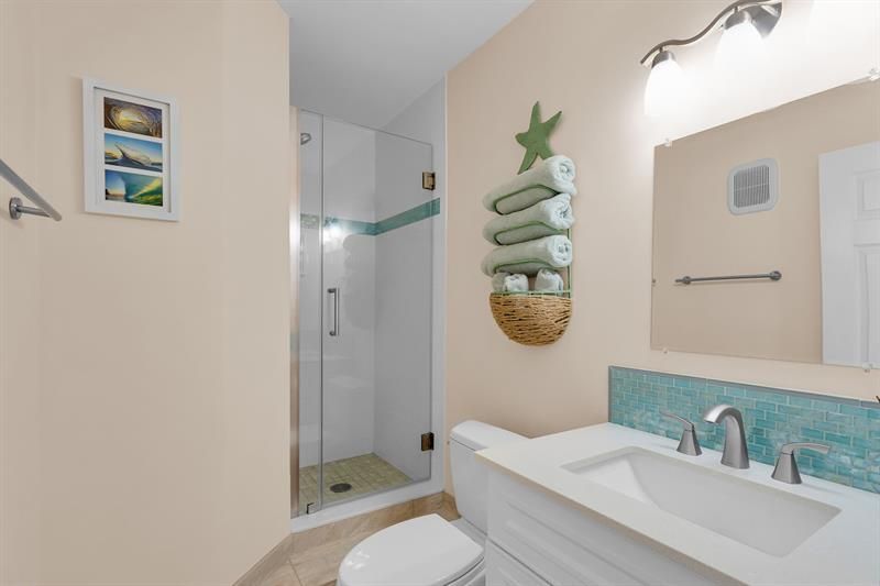 97652 Overseas Highway, Unit M8, Key Largo, FL 33037 Photo