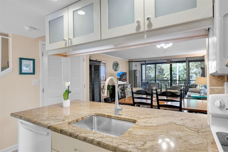 97652 Overseas Highway, Unit M8, Key Largo, FL 33037 Photo