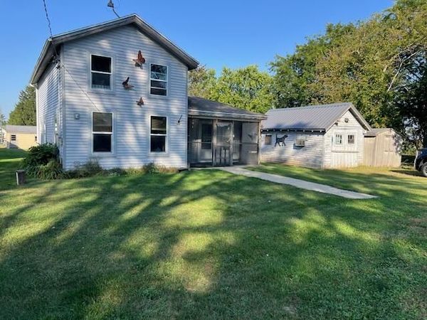 N2511 Hill St, Darien, WI 53114