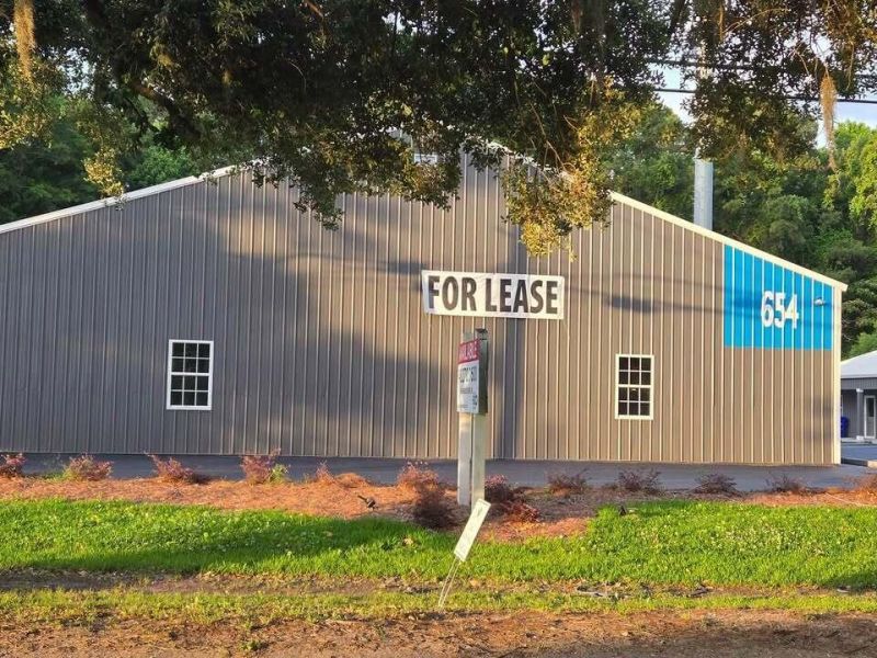 656 Riverland Drive Photo 5