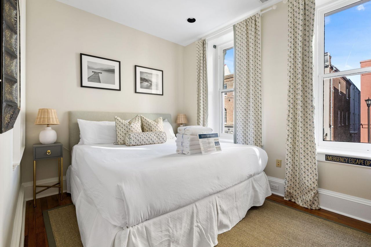 21 Broad Street Photo 25