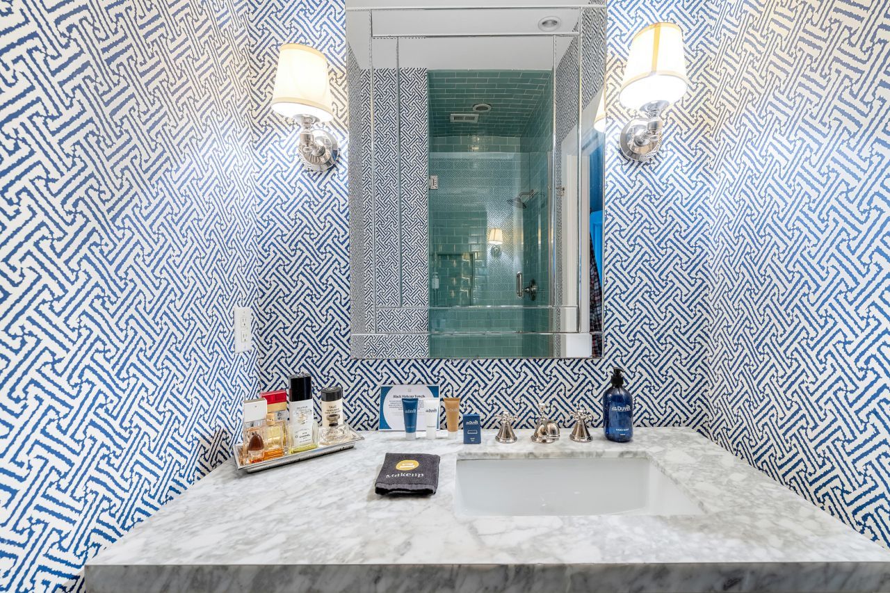 21 Broad Street Photo 47