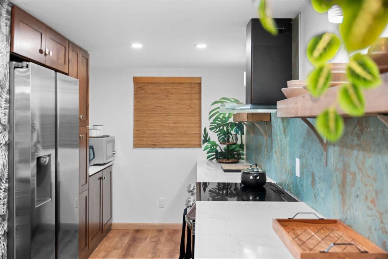 3700 S Osprey Avenue, Unit 214, Sarasota, FL 34239 Photo