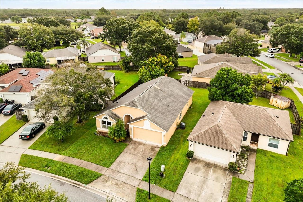 4105 Mendenwood Lane, Orlando, FL 32826 Photo