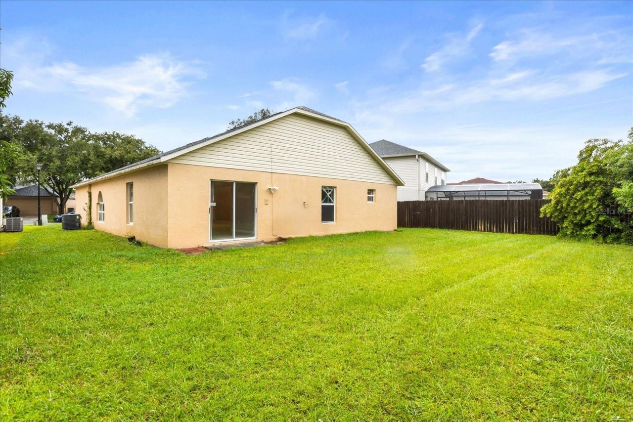 4105 Mendenwood Lane, Orlando, FL 32826 Photo