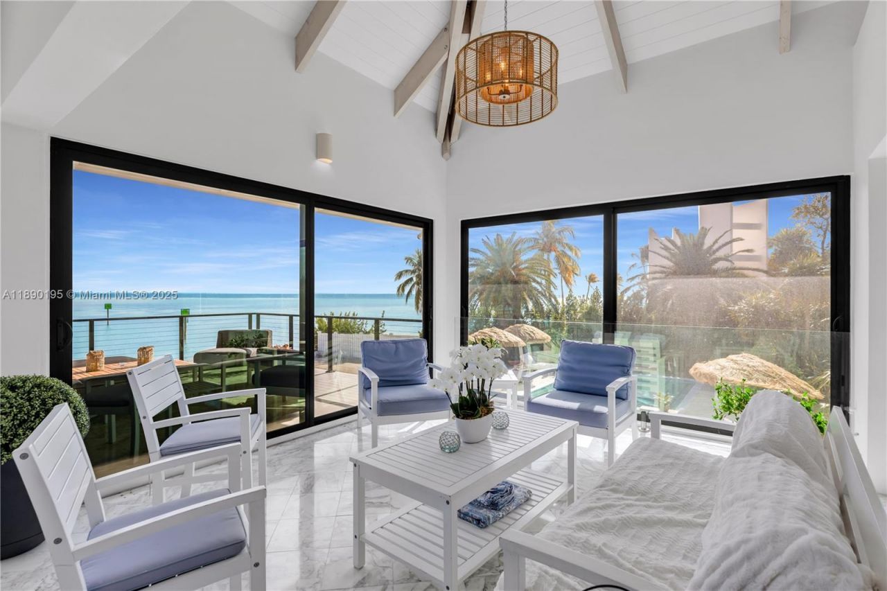 91 Iroquois Dr, Islamorada, FL 33036 Photo