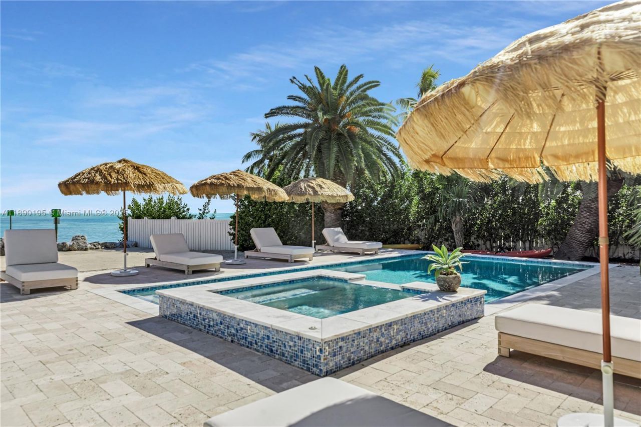 91 Iroquois Dr, Islamorada, FL 33036 Photo