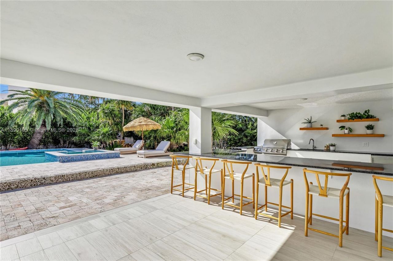 91 Iroquois Dr, Islamorada, FL 33036 Photo