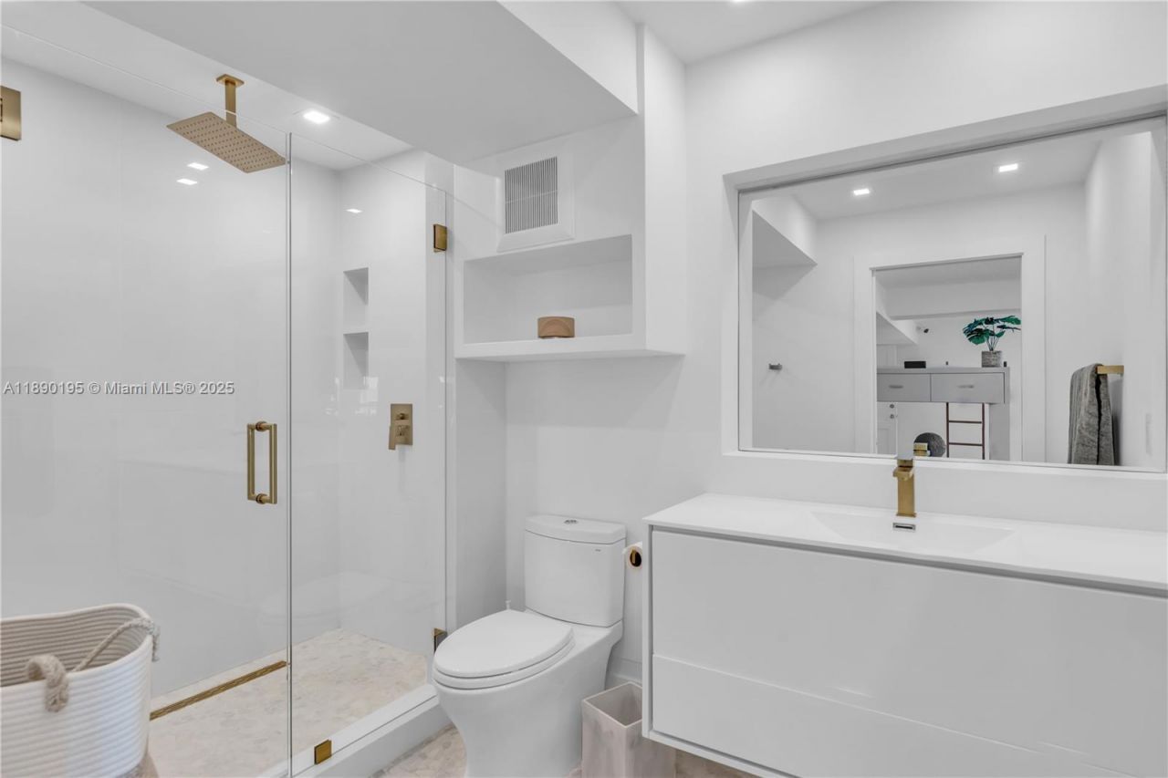 91 Iroquois Dr, Islamorada, FL 33036 Photo