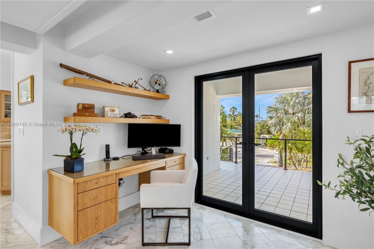 91 Iroquois Dr, Islamorada, FL 33036 Photo