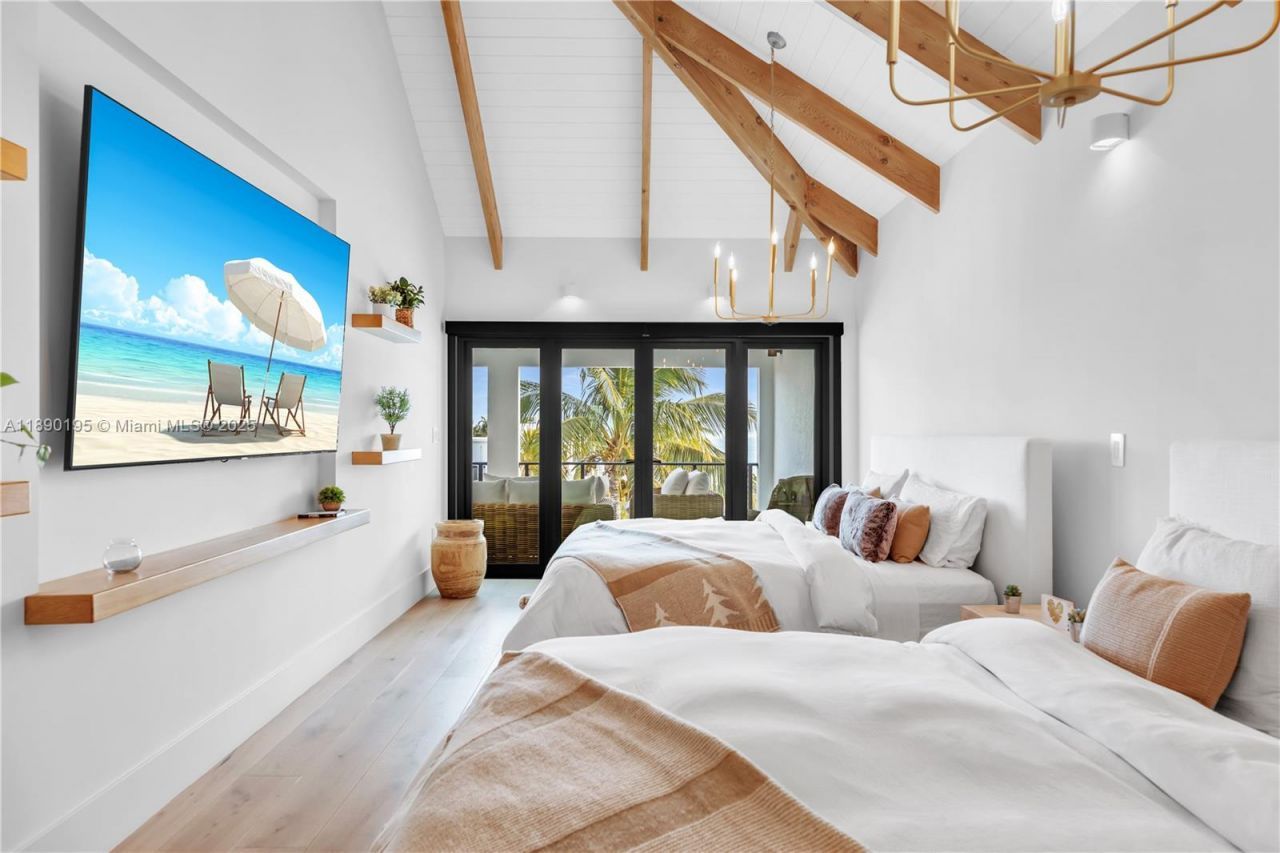 91 Iroquois Dr, Islamorada, FL 33036 Photo