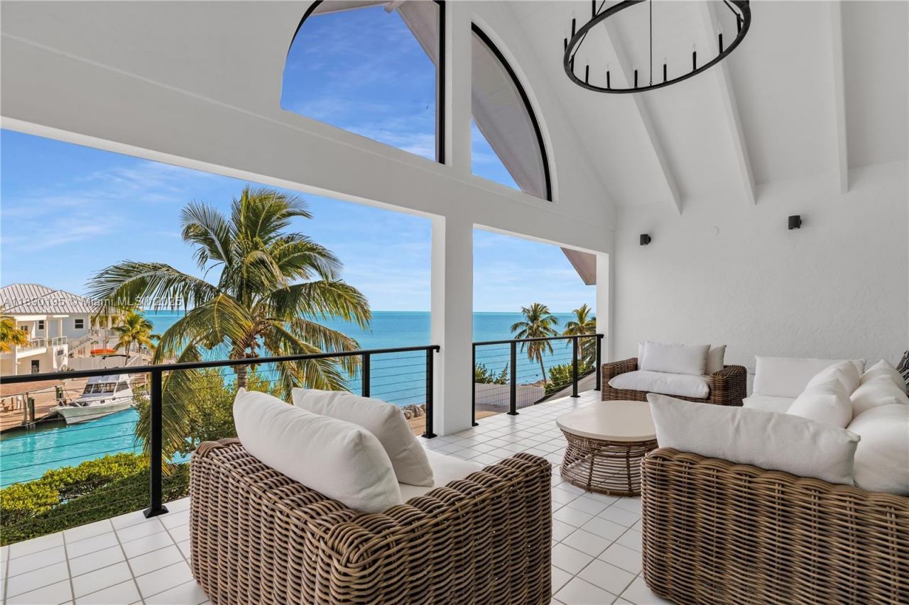 91 Iroquois Dr, Islamorada, FL 33036 Photo