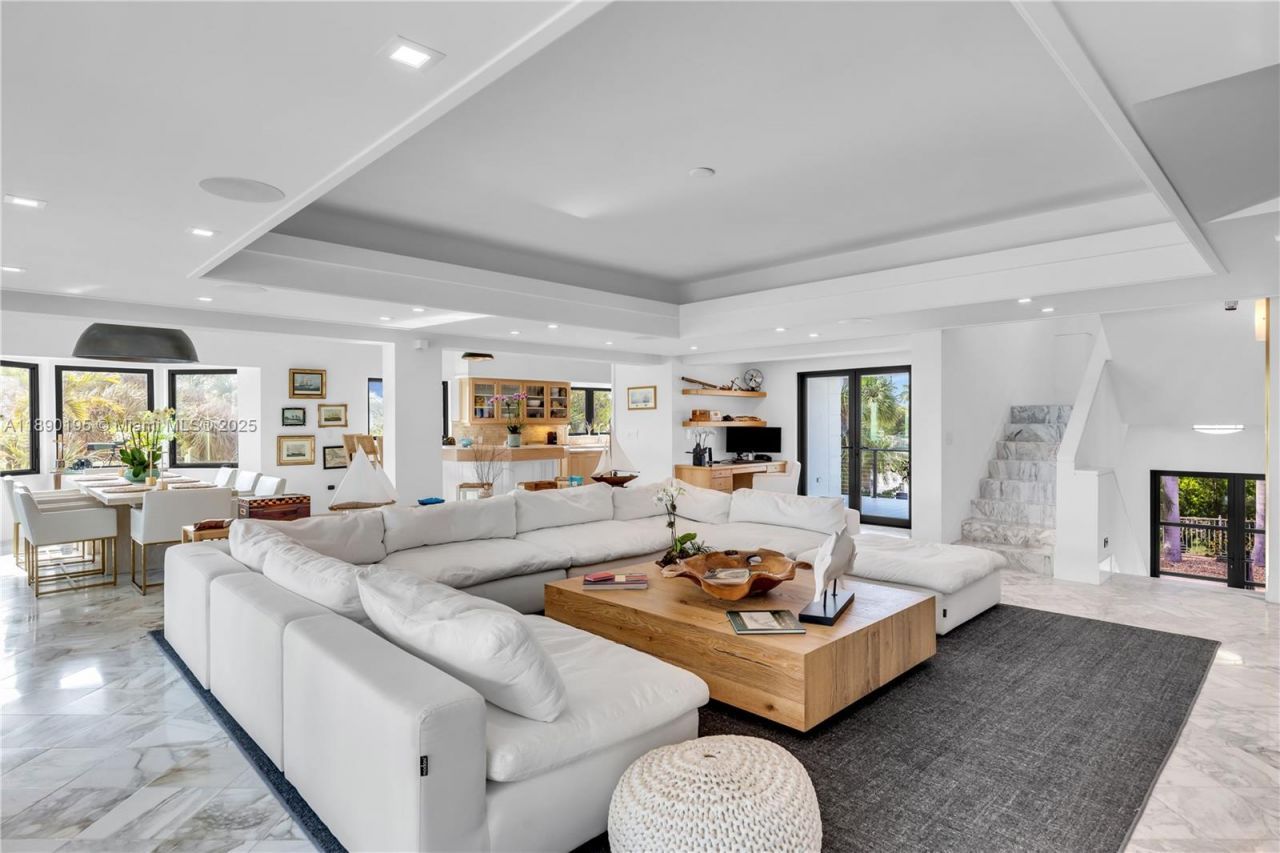 91 Iroquois Dr, Islamorada, FL 33036 Photo