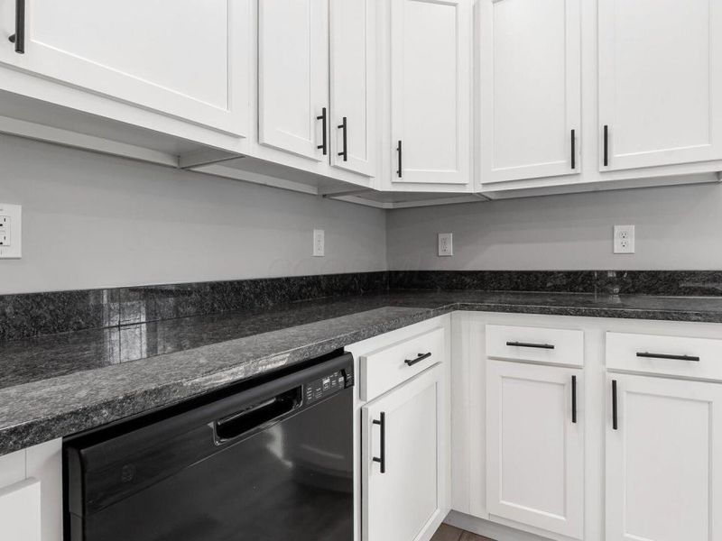 13176 Oak Road NE, Thornville, OH 43076 Photo 9