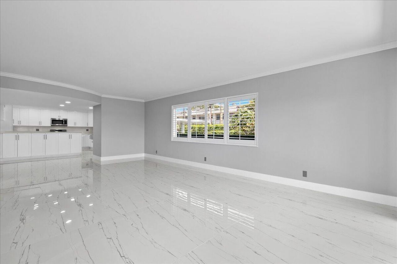 3040 Lake Shore Drive, Unit 101, Riviera Beach, FL 33404 Photo