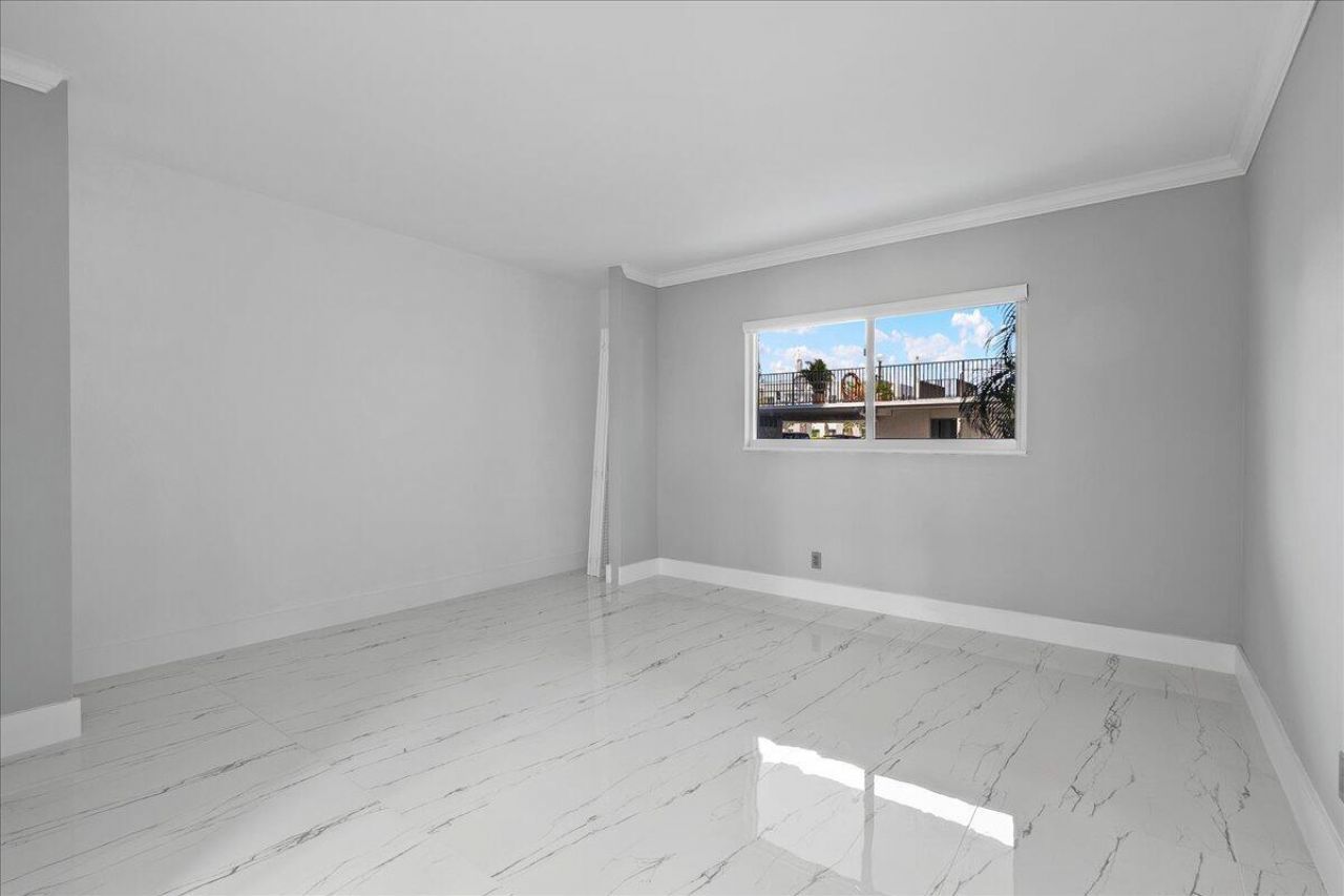 3040 Lake Shore Drive, Unit 101, Riviera Beach, FL 33404 Photo