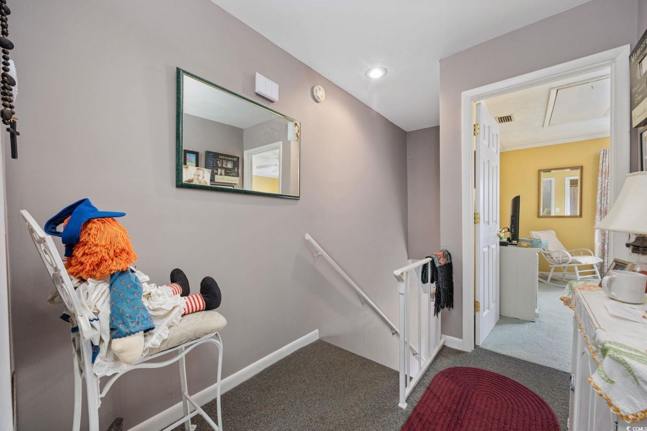 829 Villa Dr. Photo 18