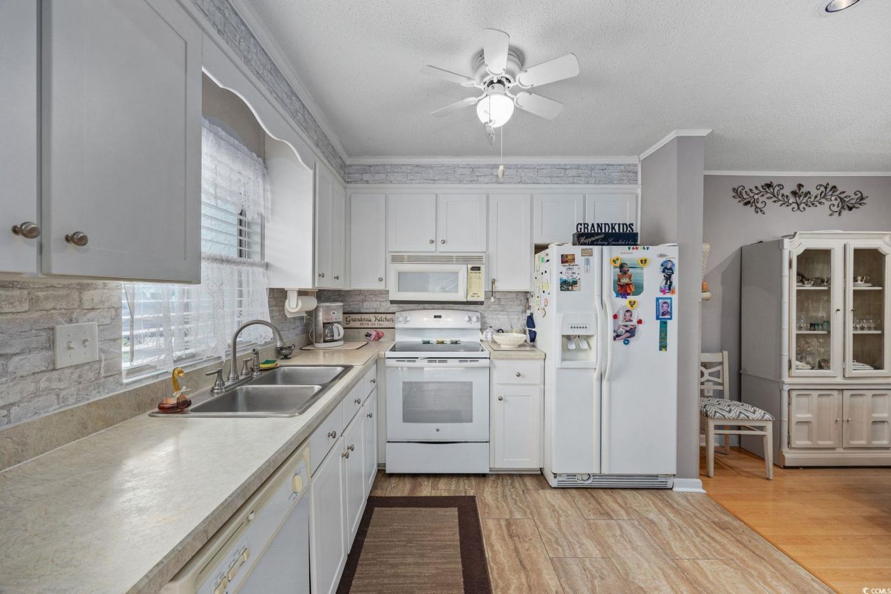 829 Villa Dr. Photo 5