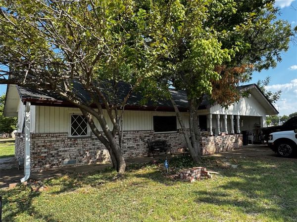 921 Web Street, Arlington, TX 76011