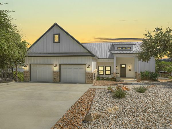 1799 W Lakeside, Canyon Lake, TX 78133