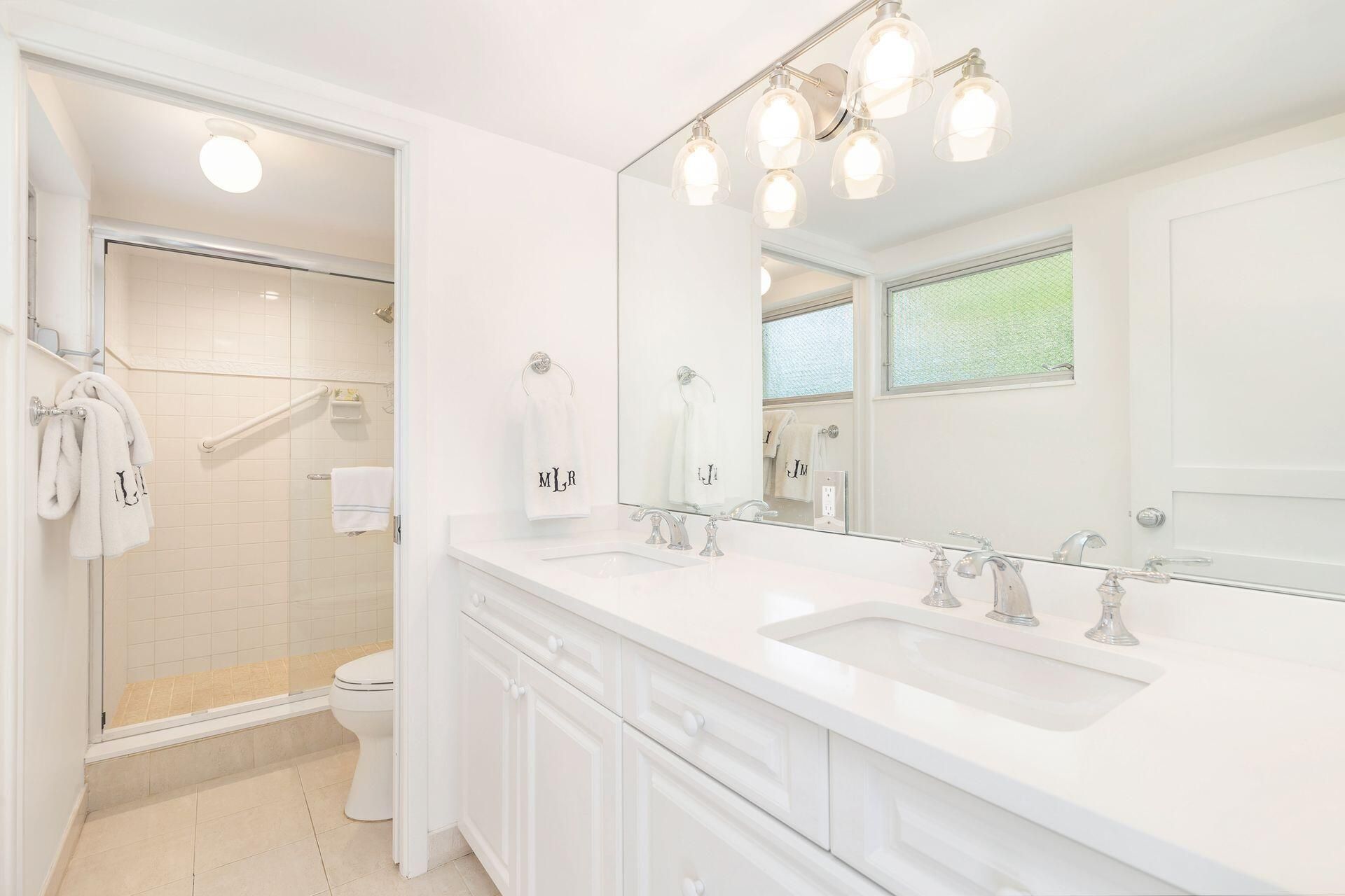 170 Chilean Avenue, Unit 2d, Palm Beach, FL 33480 Photo