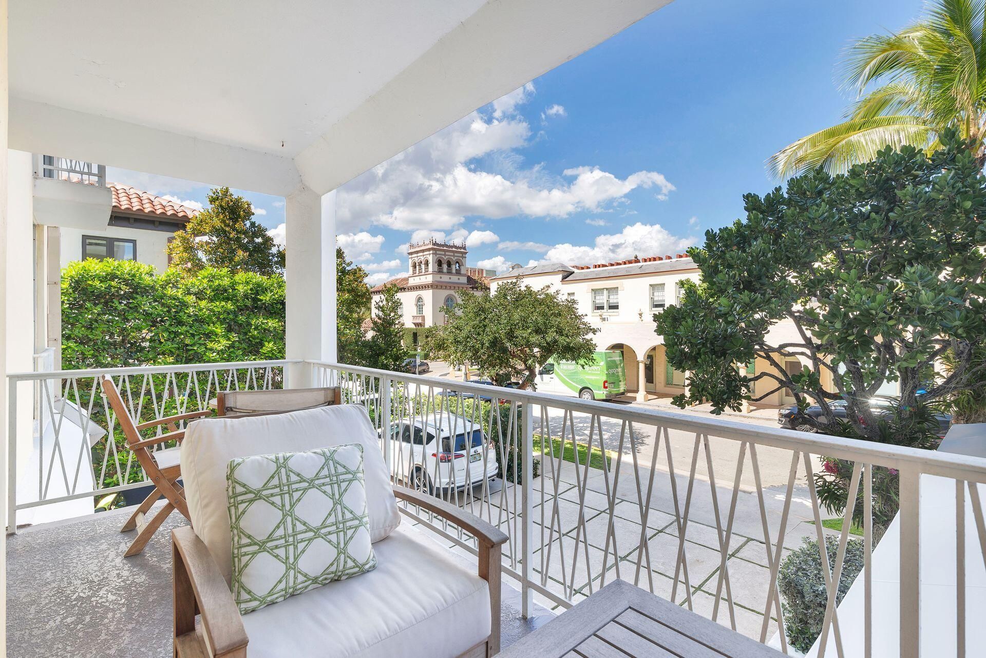 170 Chilean Avenue, Unit 2d, Palm Beach, FL 33480 Photo