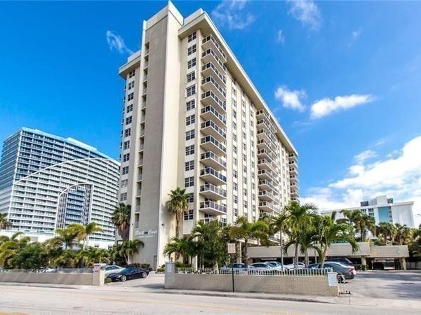 336 N Birch Road, Unit 3E, Fort Lauderdale, FL 33304
