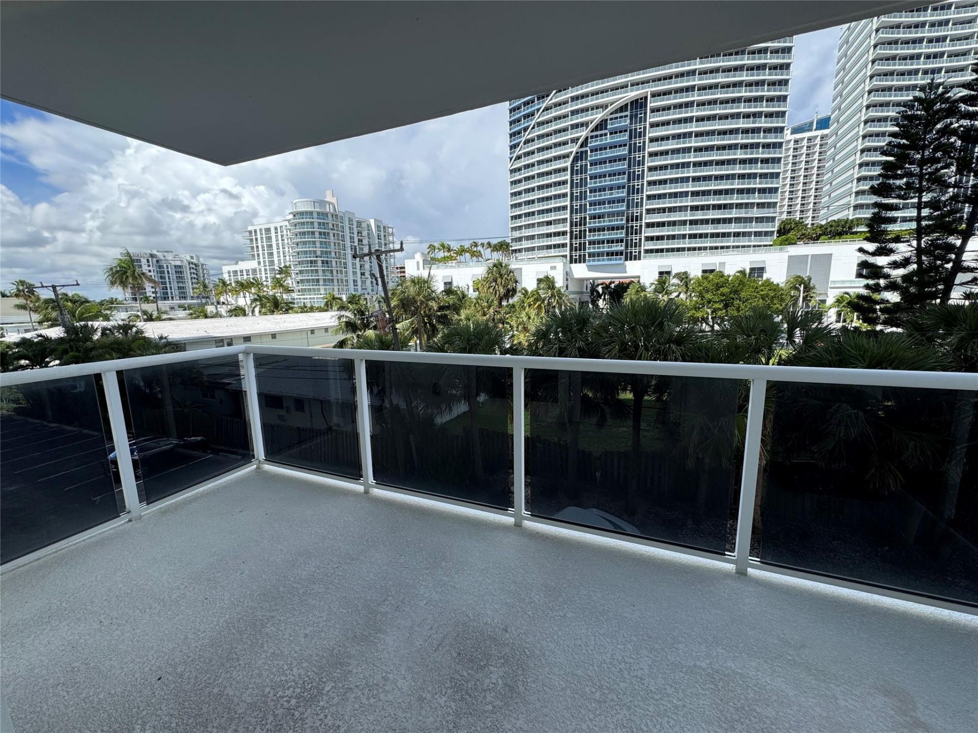 336 N Birch Road, Unit 3E, Fort Lauderdale, FL 33304 Photo