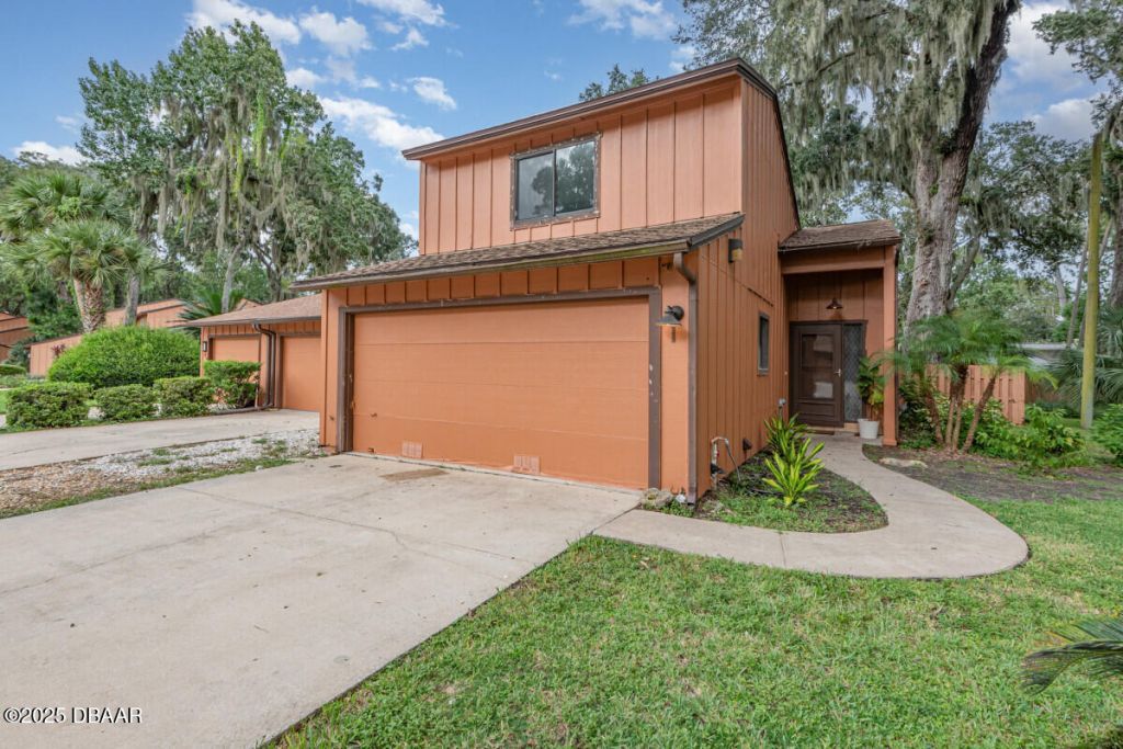 1 Park Place, Ormond Beach, FL 32174 Main Photo