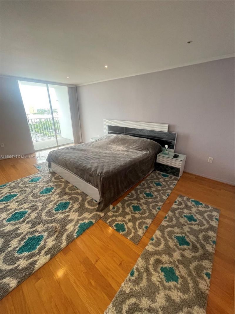 2851 NE 183rd St, Unit 906E, Aventura, FL 33160 Photo