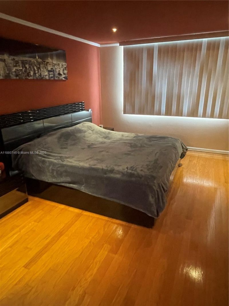 2851 NE 183rd St, Unit 906E, Aventura, FL 33160 Photo