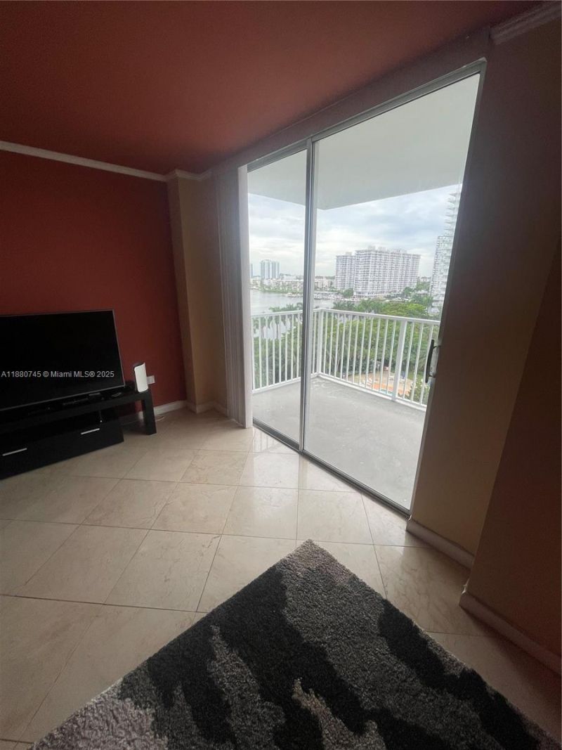 2851 NE 183rd St, Unit 906E, Aventura, FL 33160 Photo
