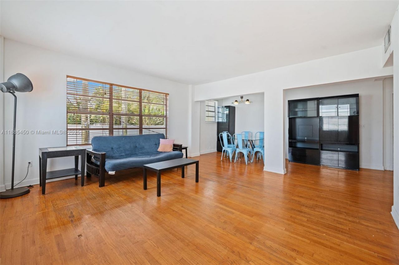 1200 Euclid Ave, Unit 301, Miami Beach, FL 33139 Photo