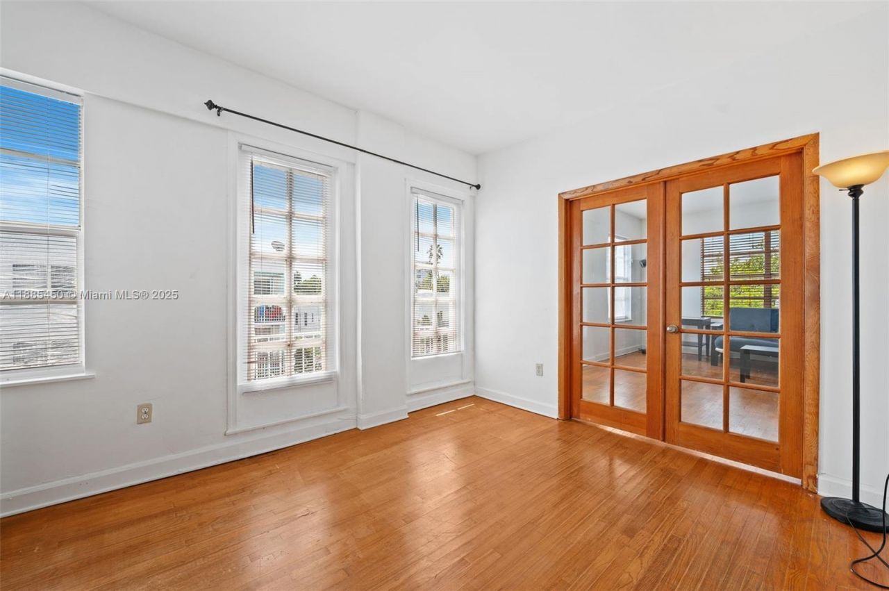 1200 Euclid Ave, Unit 301, Miami Beach, FL 33139 Photo