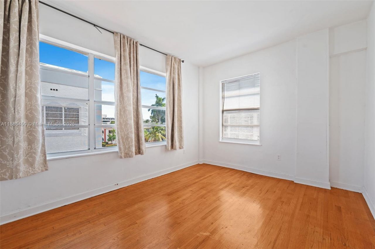 1200 Euclid Ave, Unit 301, Miami Beach, FL 33139 Photo