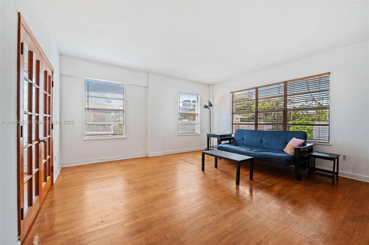 1200 Euclid Ave, Unit 301, Miami Beach, FL 33139 Photo