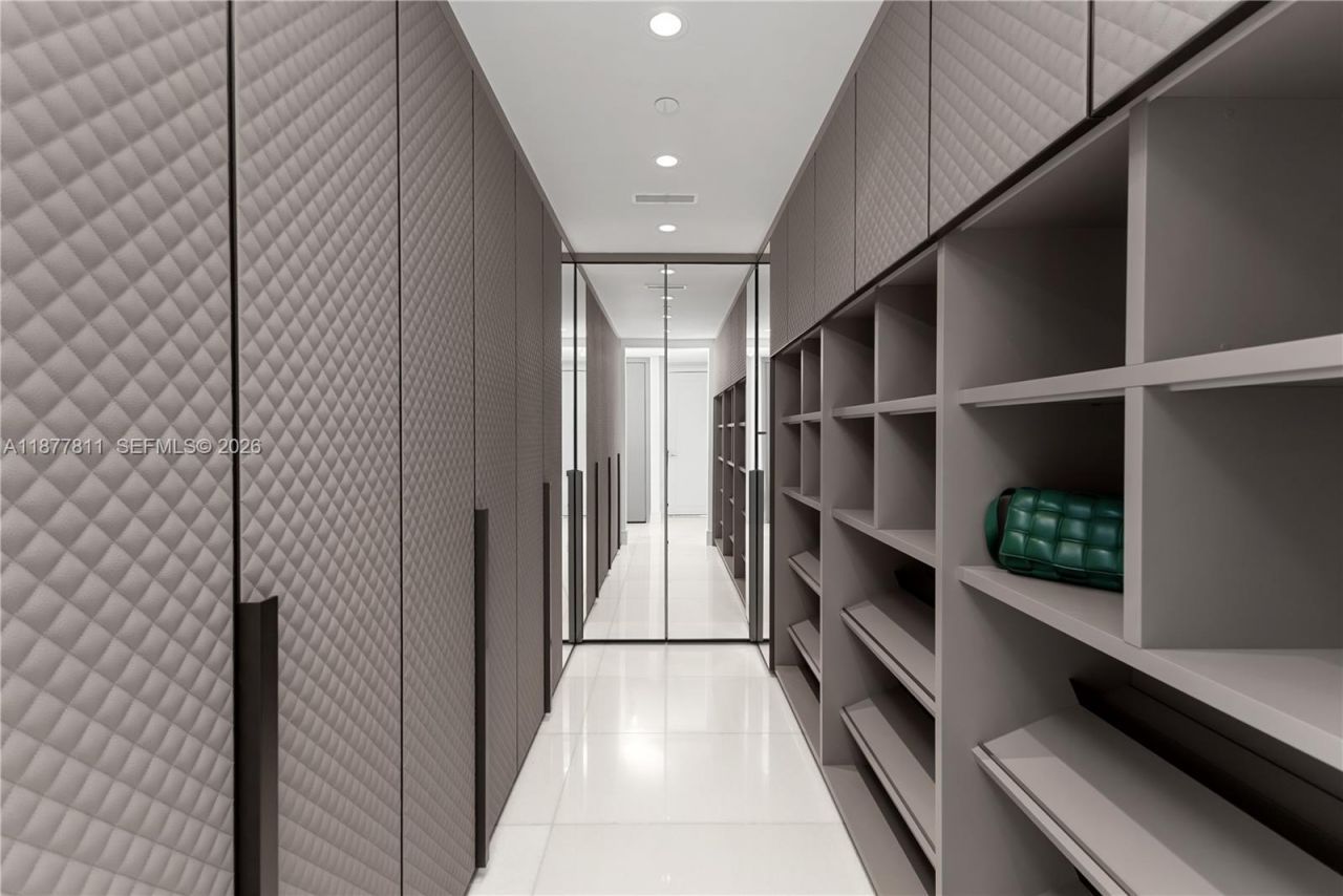 17975 Collins Ave, Unit N-1802, Sunny Isles Beach, FL 33160 Photo