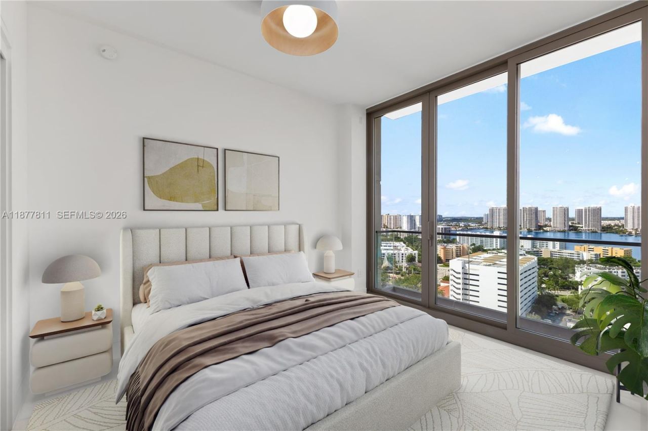 17975 Collins Ave, Unit N-1802, Sunny Isles Beach, FL 33160 Photo