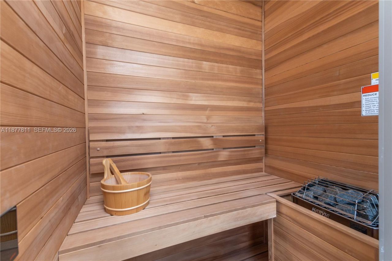 17975 Collins Ave, Unit N-1802, Sunny Isles Beach, FL 33160 Photo