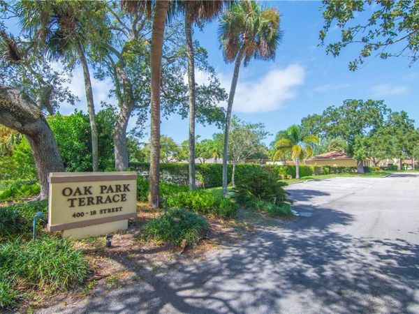 400 18th Street, Unit C6, Vero Beach, FL 32960