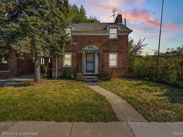 12375 E Outer Drive, Detroit, MI 48224