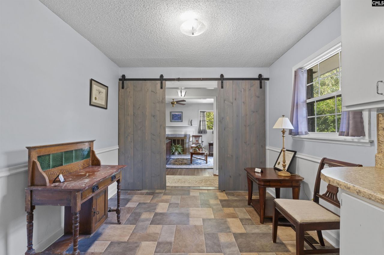 104 Round Knob Road Photo 11