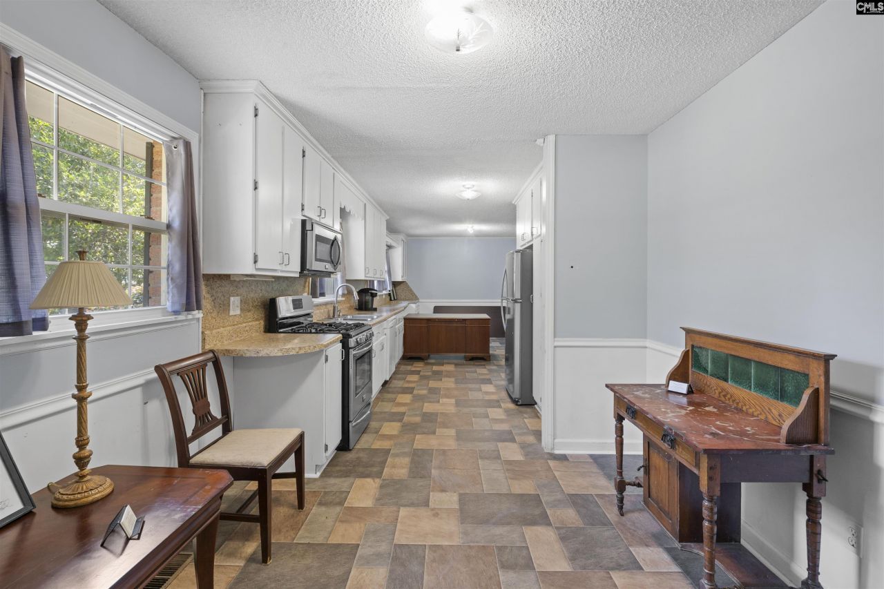 104 Round Knob Road Photo 8