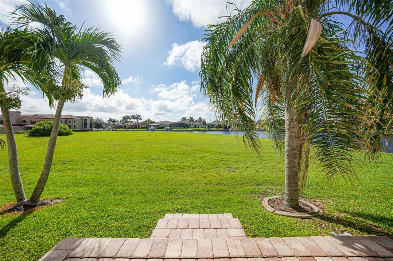 3335 Purple Martin Drive, Unit 6, Punta Gorda, FL 33950 Photo