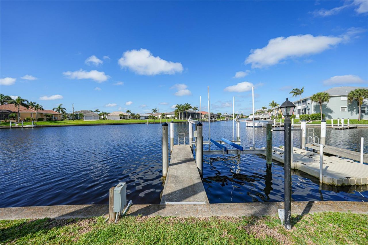 3335 Purple Martin Drive, Unit 6, Punta Gorda, FL 33950 Photo
